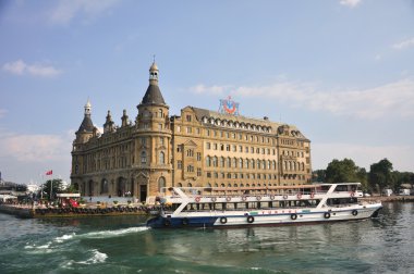 Haydarpasha tren istasyonu Istanbul ve tekne
