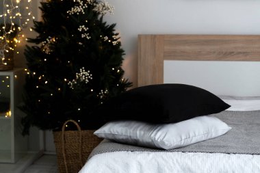 Yeni yıl dekorasyonunun ayrıntıları. Yakın plan..