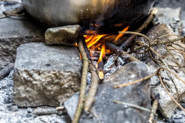 Patelnia Ogień Zewnątrz Lesie — Zdjęcie stockowe