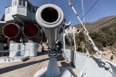 Savaş gemisi topları, eski donanma topları.