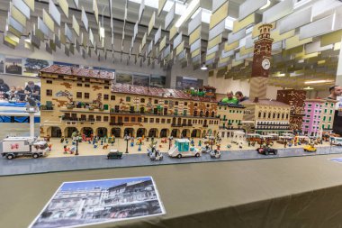 VERONA, İtalya, 14 Ekim 2018: Lego Tuğla Festivali Sant ambroggio di Valpolicella, Lego Şehri