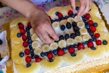 Meyveli pasta, hobiler ve boş zaman
