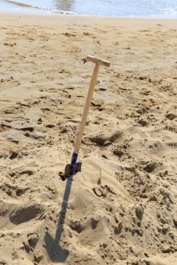 Kumsaldaki kumda kürek 