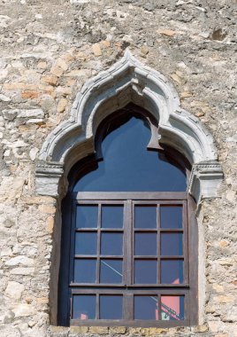 Venedik şehrinin eski taş penceresi
