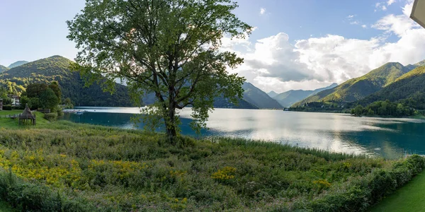 Beautiful View Lake Mountains — Stock Photo, Image