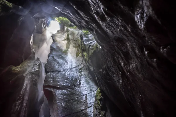Мальовничий Вид Світло Печері — стокове фото