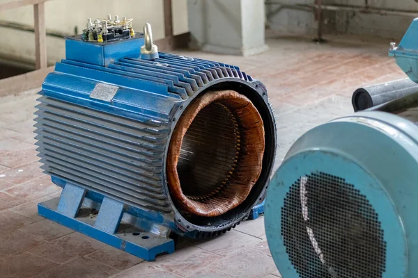 Endüstri. Yüksek güçlü elektrikli motor. Ayrıntılar. Yakın plan..