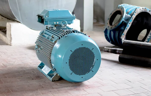 Endüstri. Kemer makara olmadan yüksek güçlü elektrikli motor. Arka plan.