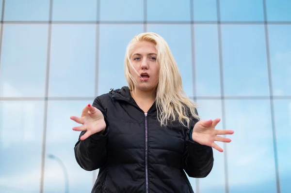 Emotional deaf and dumb woman talking sign language outdoors. — ストック写真