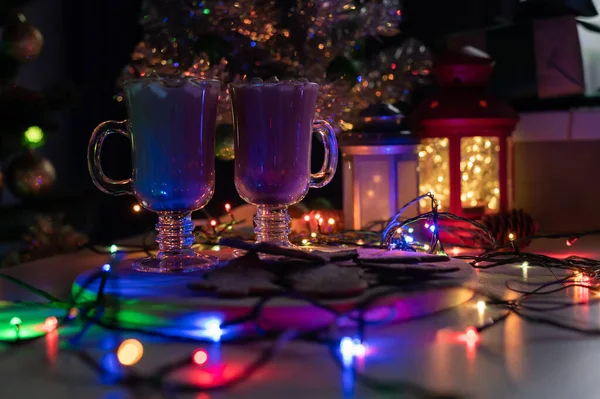 Composição para a noite de Natal. Cacau e gengibre para Papai Noel — Fotografia de Stock