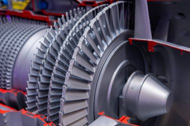 Gaz türbininin motor modelinin yakın plan görüntüsü