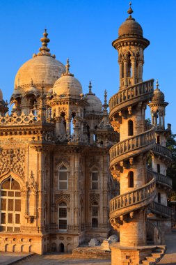 Mahabat Maqbara Sarayı