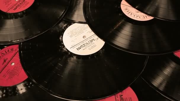 Disques vinyles rotatifs — Video