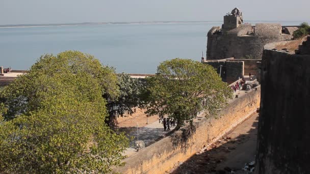 Indian students in Diu Fort — Stock Video
