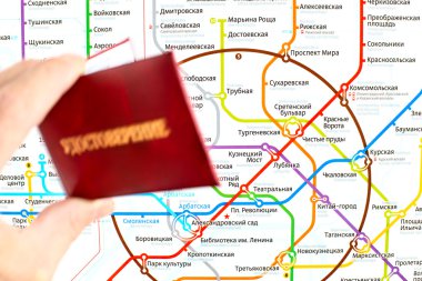 Moskova metrosu harita ve Rus Fss kimlik kartı
