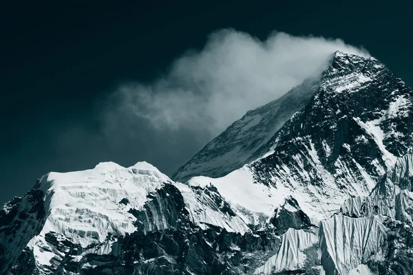 Toppen av Mt. Everest — Stockfoto