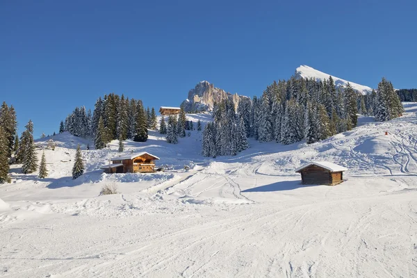 Trä chalet — Stockfoto