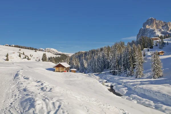 Montagna delle Dolomiti in inverno — Foto Stock