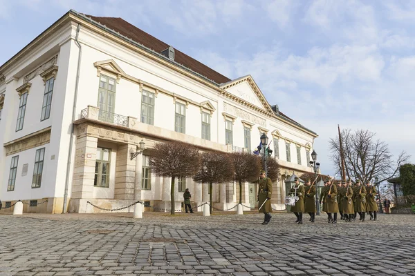 Armée hongroise au Sandor Palace — Photo