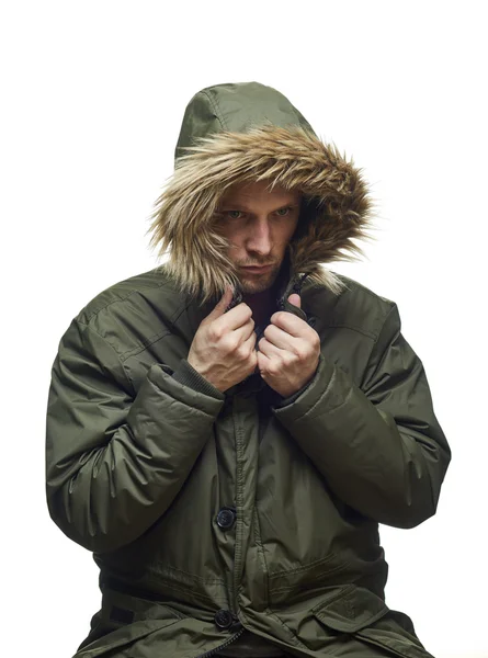 Homme portant un manteau d'hiver — Photo