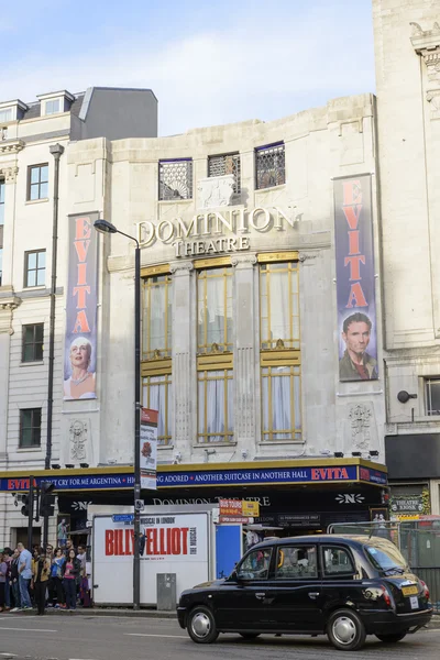 Evita in de dominion theatre — Stockfoto