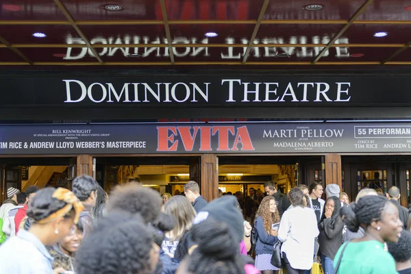 Evita v divadle dominion — Stock fotografie