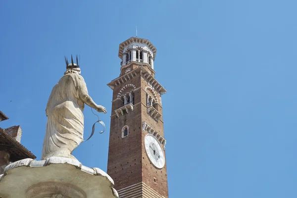 Torre dei Lamberti — Stock Photo, Image