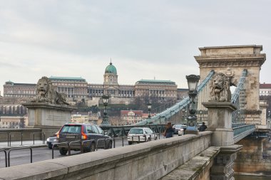 Szechenyi zincir köprü