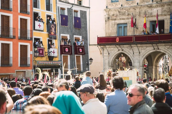 Cuenca, Hiszpania - 29 marca 2015 - ludzie w procesji Hosanna — Zdjęcie stockowe