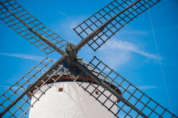 Traditionella väderkvarnar, Toledo, Spanien — Stockfoto