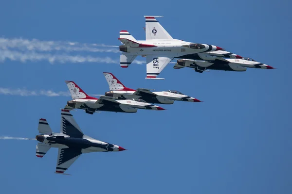 Nas Air Force Thunderbirds Demo Team — Zdjęcie stockowe