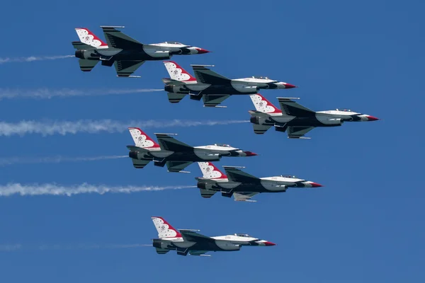 Força Aérea dos EUA Thunderbirds Demo Team — Fotografia de Stock