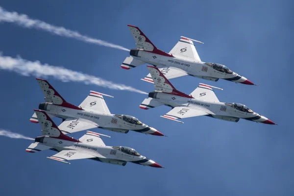 Uns Air Force Thunderbirds Demo Team — Stockfoto