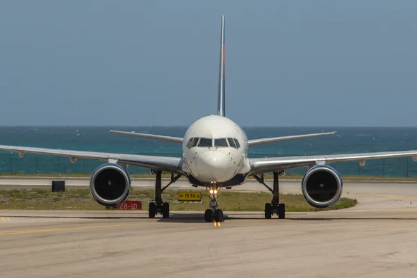 Boeing 757 Delta Airlines Üzerinde Saint Martin Havaalanı — Stok fotoğraf