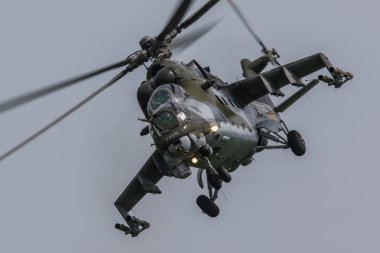 Pardubice'deki Mi-24 Demo Takımı