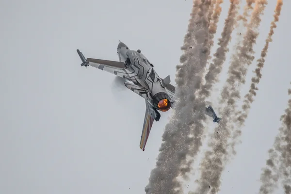 Belgisches F-16 Demoteam — Stockfoto