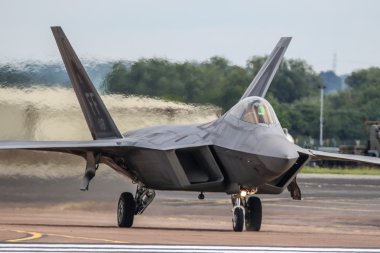 Fairford içinde F-22 Raptor