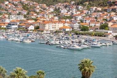 Trogir, Hırvatistan - 10.07.2021 Trogir kentindeki Eski Şehir 10.07.2021, Hırvatistan