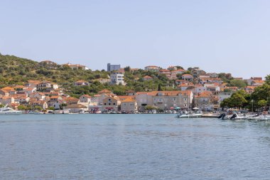 Trogir, Hırvatistan - 10.07.2021 Trogir kentindeki Eski Şehir 10.07.2021, Hırvatistan