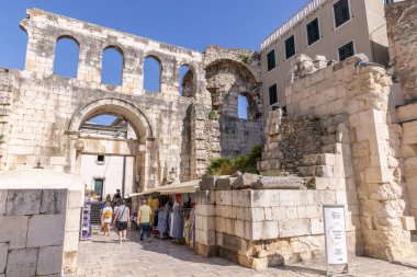Split kentindeki 10.07.2021 Eski Şehir, Hırvatistan 'ın Split kentinde 10.076.2021
