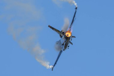 Gdynia, Polonya - 21.08.2021 F-16 Türkiye Hava Kuvvetleri Solo Türk Demosu 21.08.2021 Gdynia, Polonya