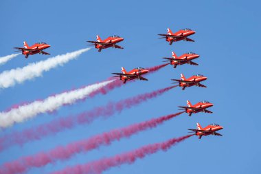 Gdynia, Polonya - 21.08.2021 Red Arrows Kraliyet Hava Kuvvetleri 21.08.2021, Gdynia, Polonya