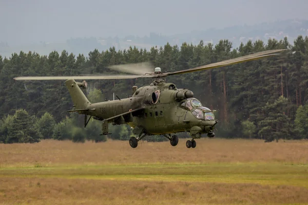 Mi-24 Hind en Nowy Targ —  Fotos de Stock