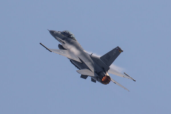 F-16 Fighting Falcon