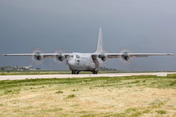 土耳其空军的 C-130 大力士 — 图库照片