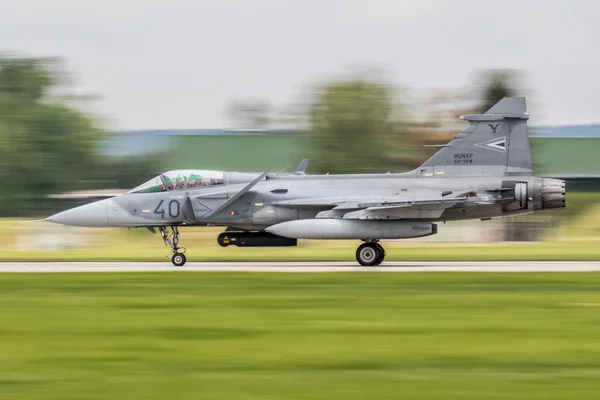 30-JAS Gripen-vliegtuigen opstijgen — Stockfoto