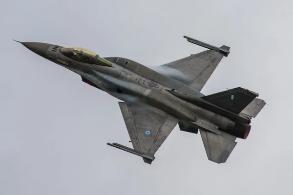 F-16 Equipo Demo de la Fuerza Aérea de Grecia — Foto de Stock