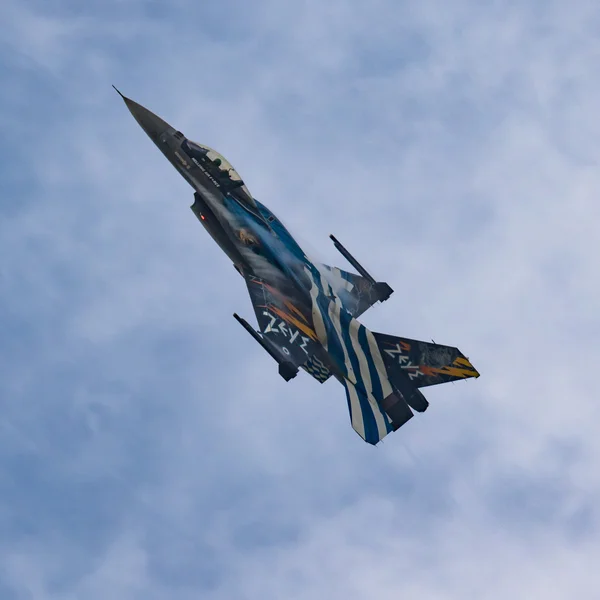 F-16 Demo zespołu sił powietrznych Grecja — Zdjęcie stockowe