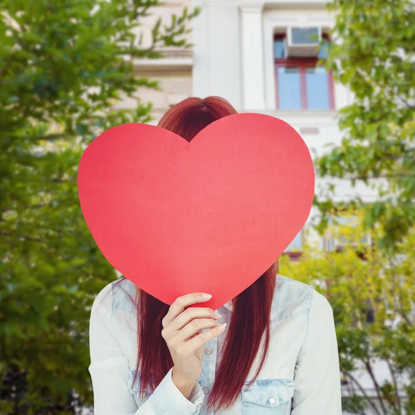 Oman dietro un cuore rosso — Foto Stock