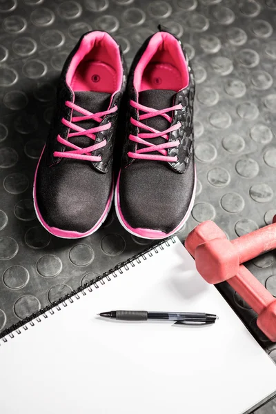 Material de entrenamiento en el gimnasio —  Fotos de Stock